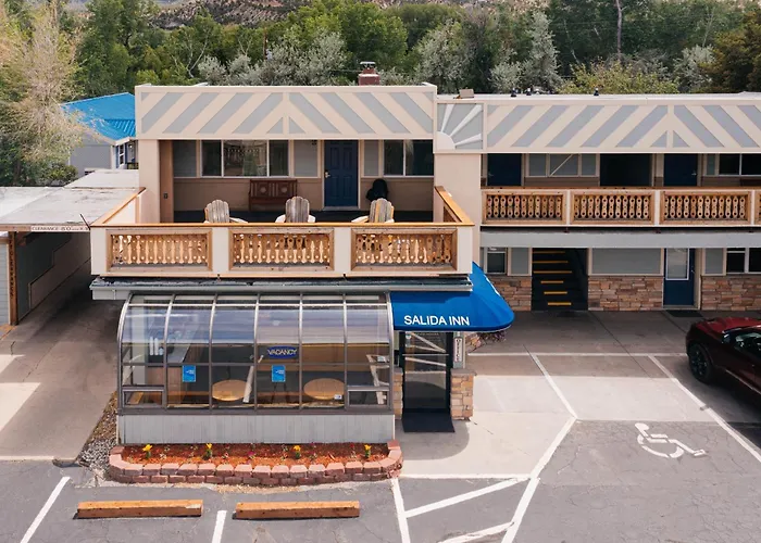 Salida Inn & Monarch Suites